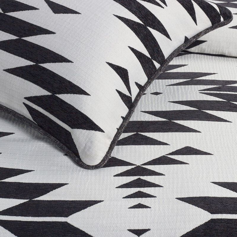 Amelia Aztec King Comforter Set image number 3