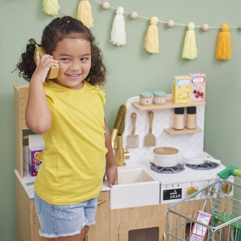 Little Chef Cyprus Play Kitchen with 14-pc. Accessory Set image number 5