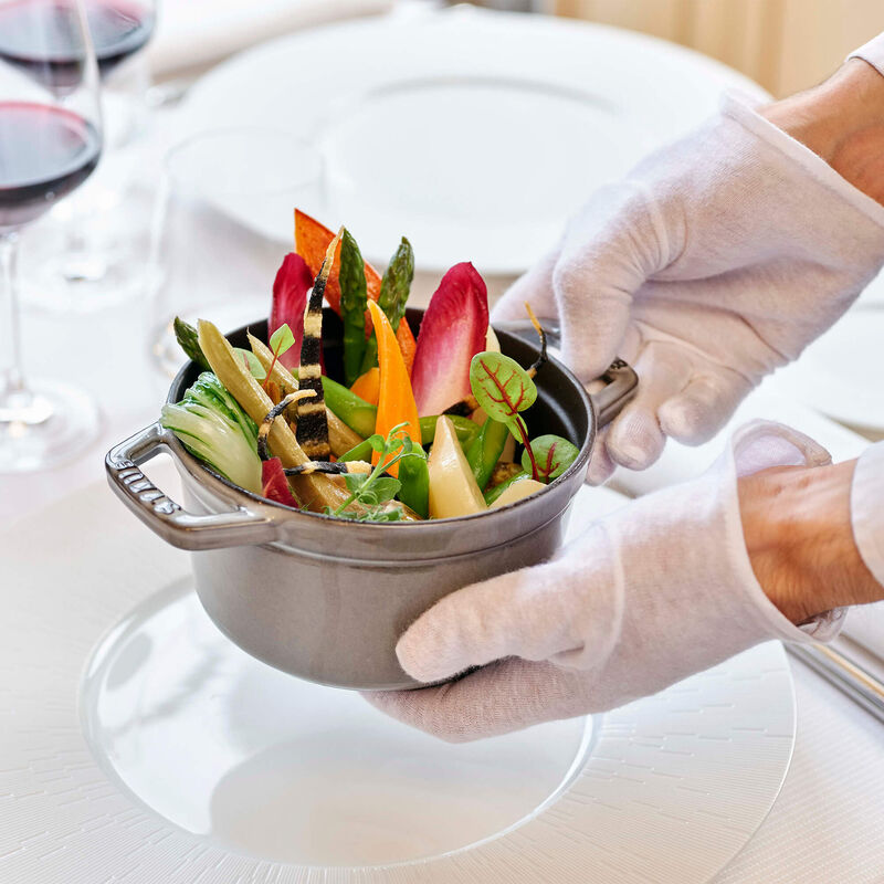 Staub Cast Iron 1.25-qt Round Cocotte