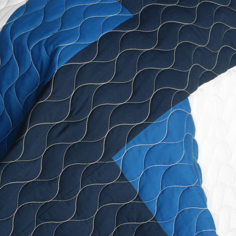 Queen Size Geometric Patchwork Quilt Set Waves Axero Soft Quilted Bedspread image number 2