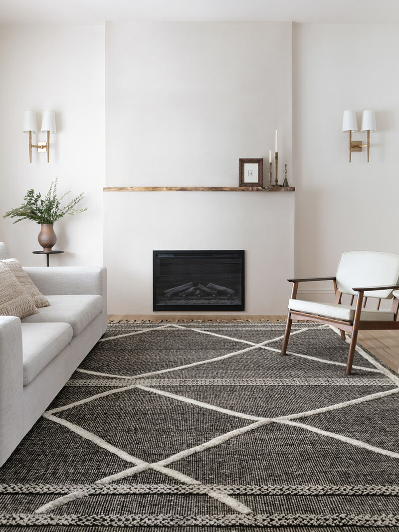 Iman IMA02 Beige/Charcoal 4' x 6' Rug