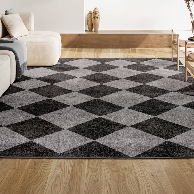 Draper Classic Geometric Diamond Pattern Area Rug
