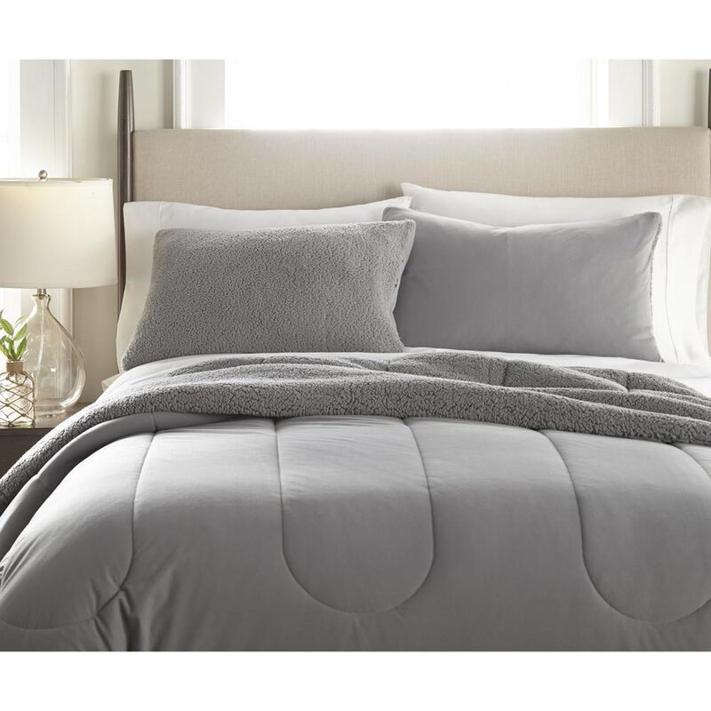 Micro Flannel Reverse to Sherpa Comforter Set