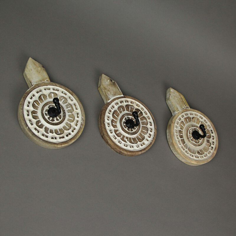 Set of 3 Hand Carved Wooden Wall Hooks Decorative Floral Coat Towel Hanging Art image number 3