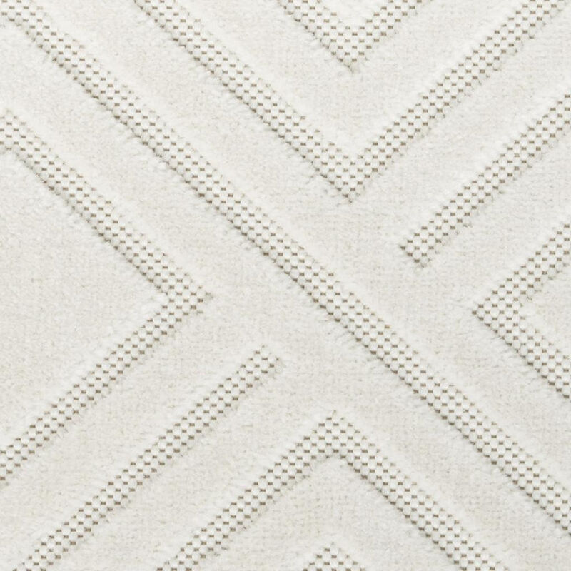 HomeRoots Geometric Area Rug image number 2
