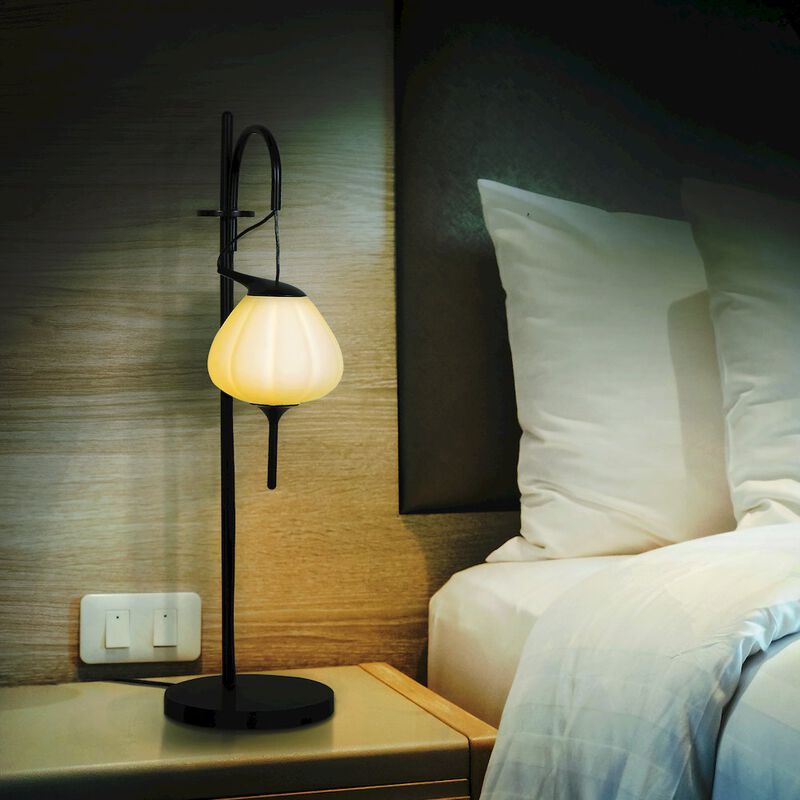 VONN Lighting Height Integrated LED Table Lamp