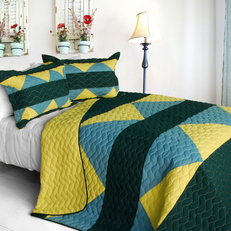 Patchwork Quilt Set 3 Piece with Vermicelli Quilting for Bedroom Decor-Yellow image number 0