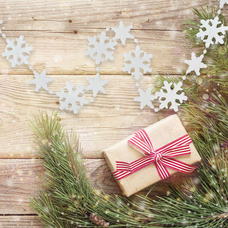 8' White Snowflake Beaded Christmas Garland