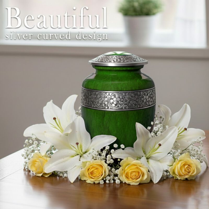 Emerald Grace Urn image number 2
