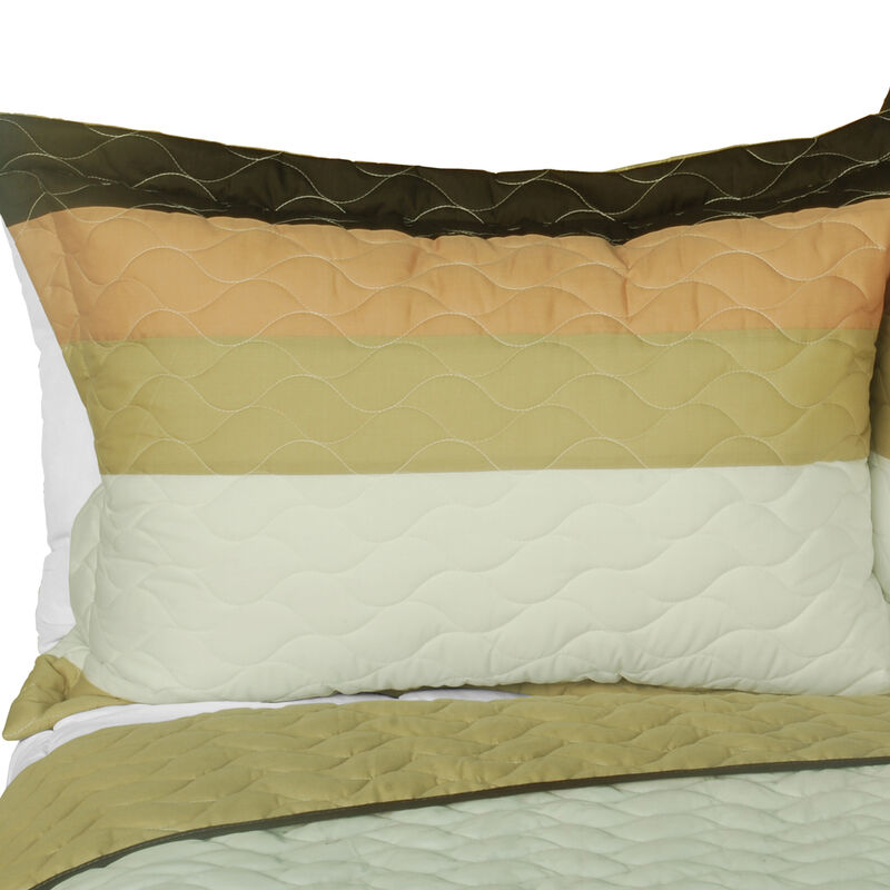 Reversible 3 Piece Vermicelli-Quilted Patchwork Quilt Set with Hand-Stitched Design-Brown image number 4