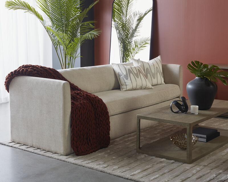 Leander Sofa image number 1