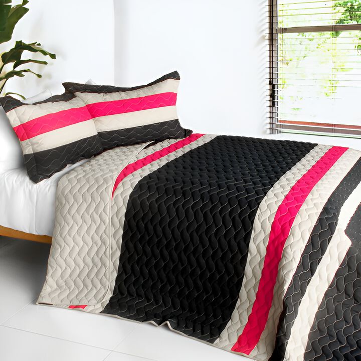 3-Piece Patchwork Quilt Set with Matching Pillow Shams
