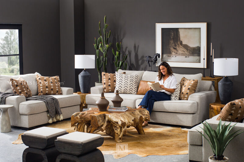 Renegade Sofa image number 2