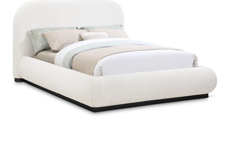 Meridian Furniture Vaughn Cream Queen Bed