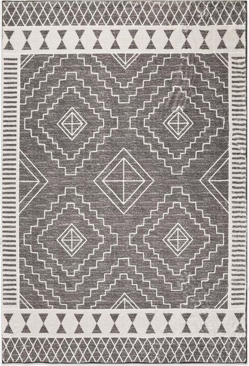 HomeRoots Geometric Distressed Washable Area Rug