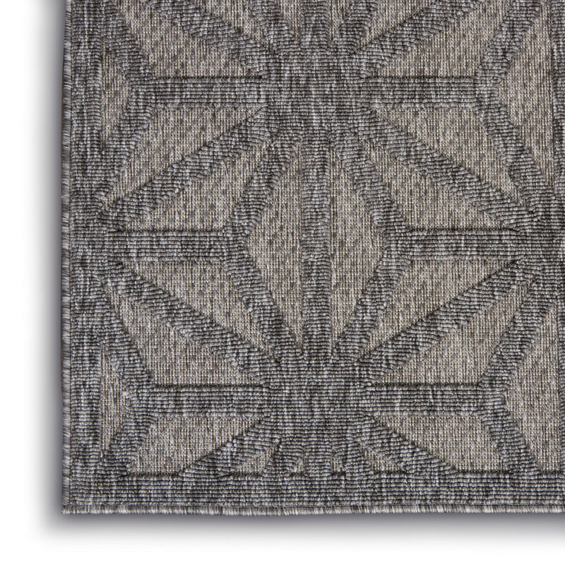 HomeRoots Geometric Indoor Outdoor Area Rug image number 2