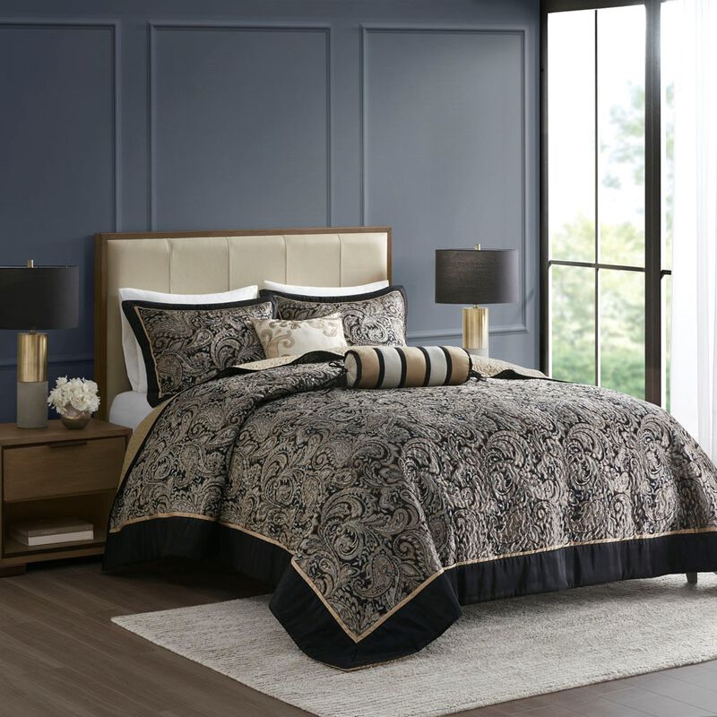 Gracie Mills Thornton 5-Piece Reversible Jacquard Bedspread Set with Throw Pillows image number 1