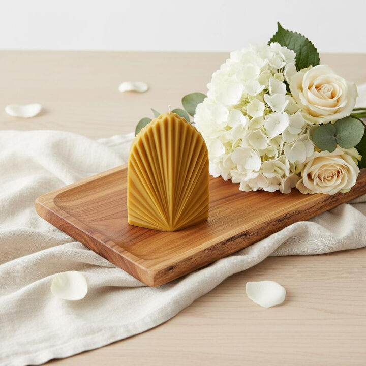 HomeRoots 6" Scented Dimensional Palm Leaf Candle