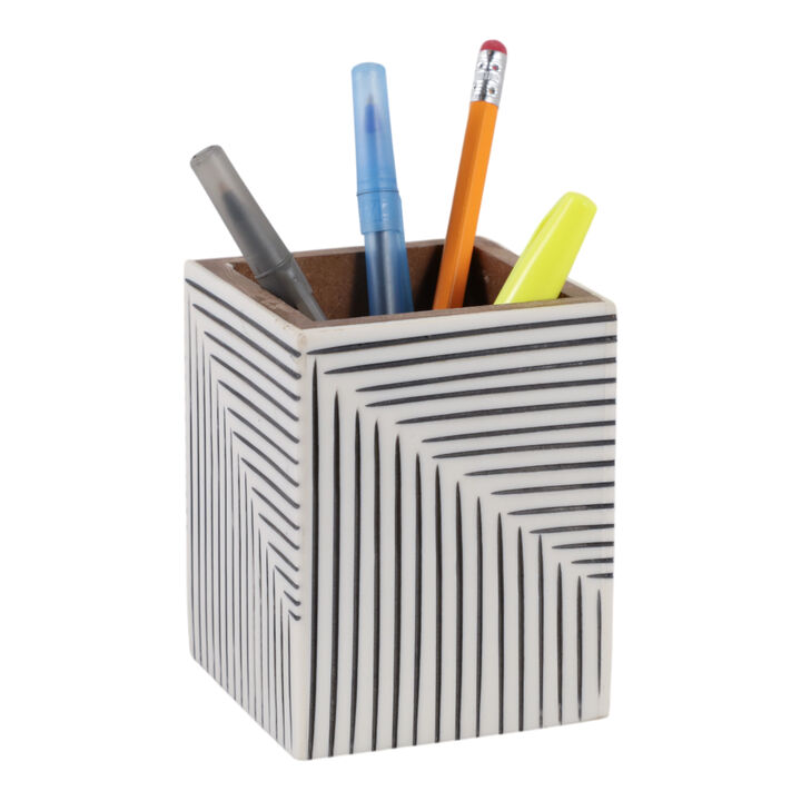 Ridged Lines Resin Pencil Cup