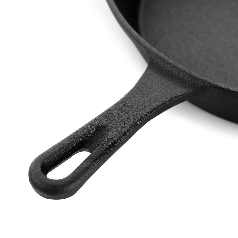 General Store Addlestone 10 in. Cast Iron Frying Pan with Pouring Spouts