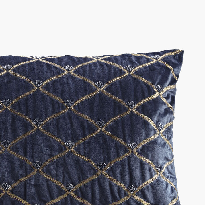 Gracie Mills Brad Foxtail Stitched Velvet Oblong Decor Pillow