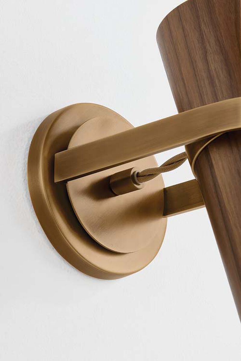 Lennox Wall Sconce image number 6