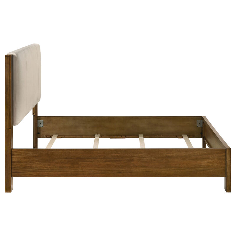 Tusmuk Queen 3-Piece Bedroom Set image number 4