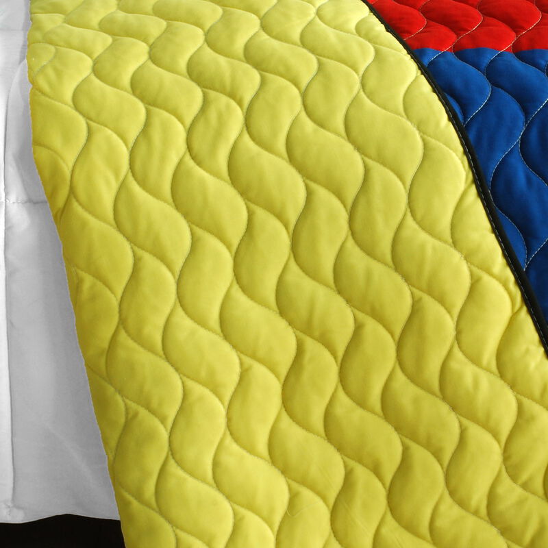 Soft Queen Quilt Set with Vermicelli Quilted Patchwork Plaid Design-Multi Color image number 3
