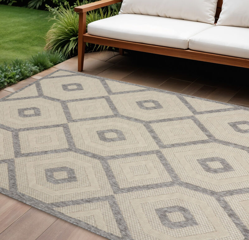 HomeRoots 6' X 9' Cream And Gray Geometric Indoor Outdoor Area Rug image number 1