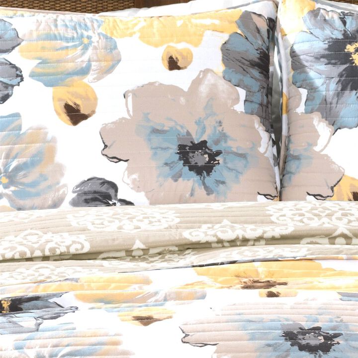 Lightweight Polyester Quilt Set with Floral Print for Bed and Guest Room