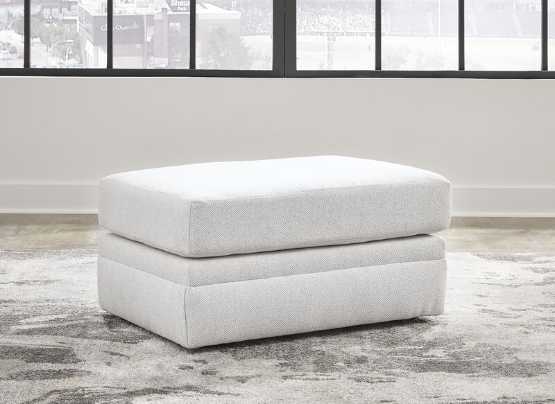 Maitelynn Ottoman image number 1
