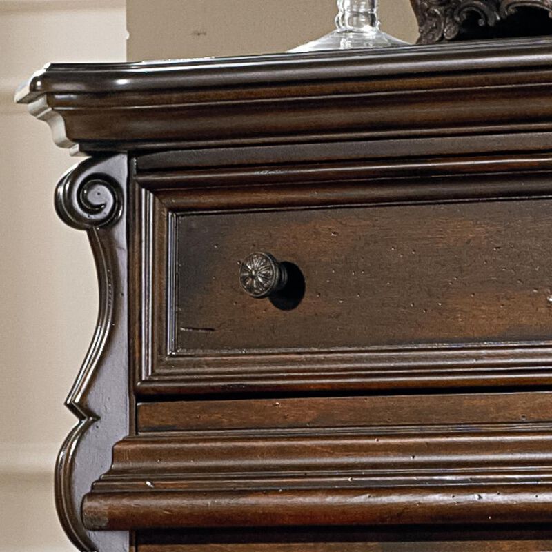 Liberty Furniture Arbor Place 6 Drawer Chest in Brownstone image number 4