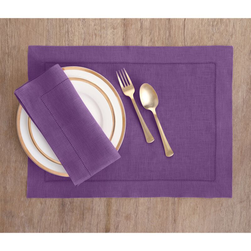 Solino Home Classic Hemstitch 100% Linen Placemats &ndash; Set of 6, 14 x 19 in, Machine Washable, Holiday and Everyday Dining
