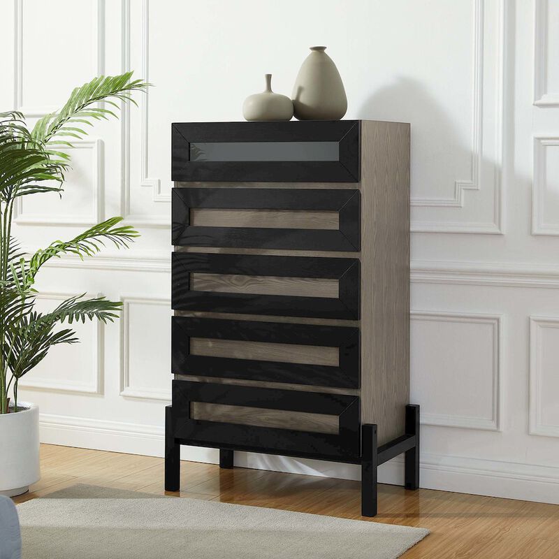 Merritt Chest image number 4