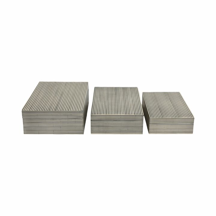 Resin S/3 Ridged Boxes, White
