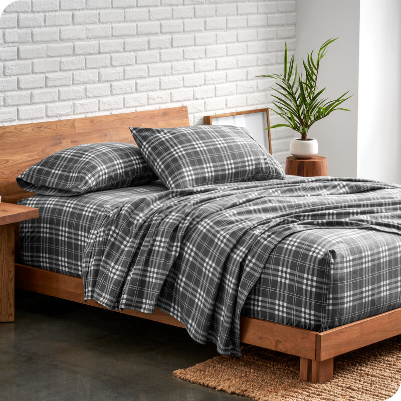 Soft & Cozy 100% Cotton Flannel Printed Pattern Sheet Set image number 1