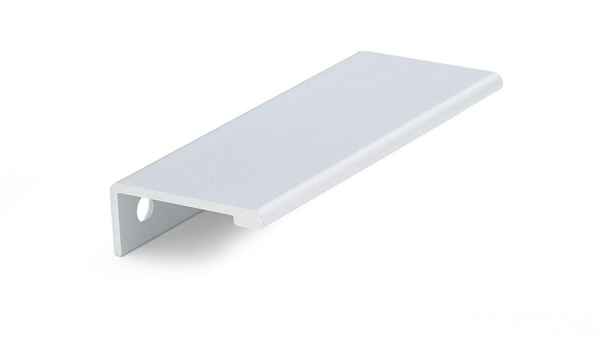 Richelieu Hardware BP98988010 Lincoln Collection 3 1/8-inch (80 mm) Center-to-Center Aluminum Modern Cabinet and Drawer Edge Pul