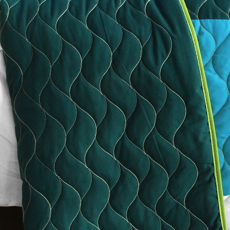 3 Piece Vermicelli Quilted Patchwork Quilt Set Handsome Prince Collection image number 3