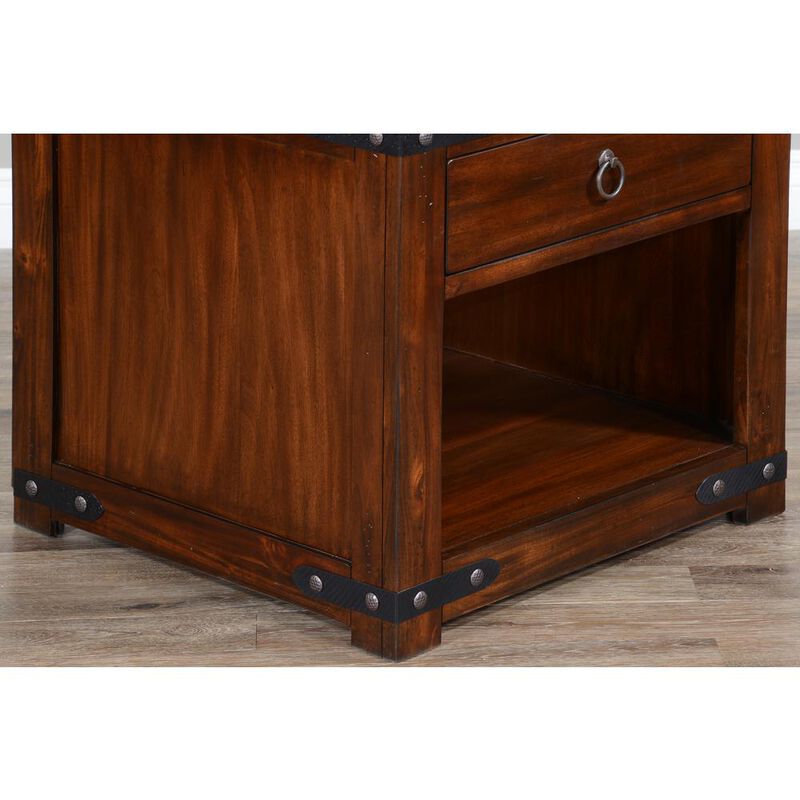 Sunny Designs Santa Fe End Table