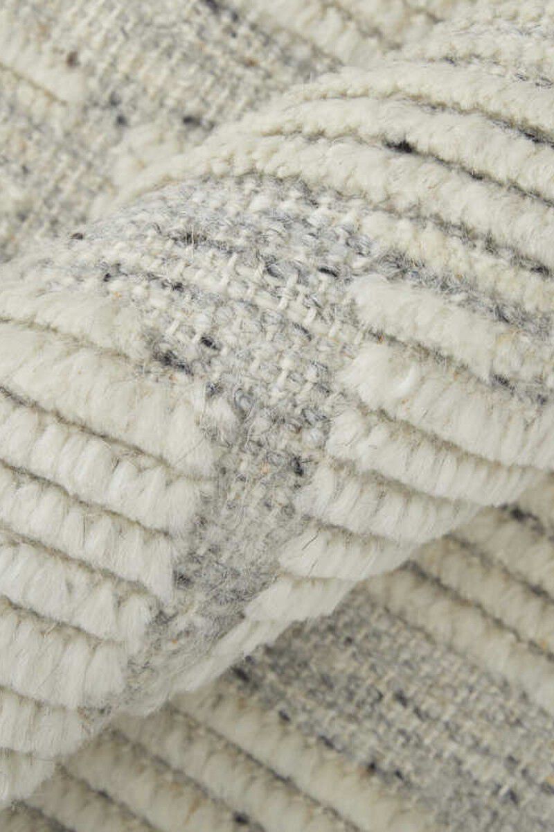 Bluff T6041 Collection by Thom Filicia image number 6