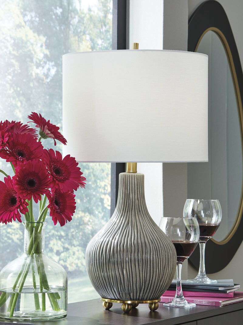 Judlen Table Lamp image number 1