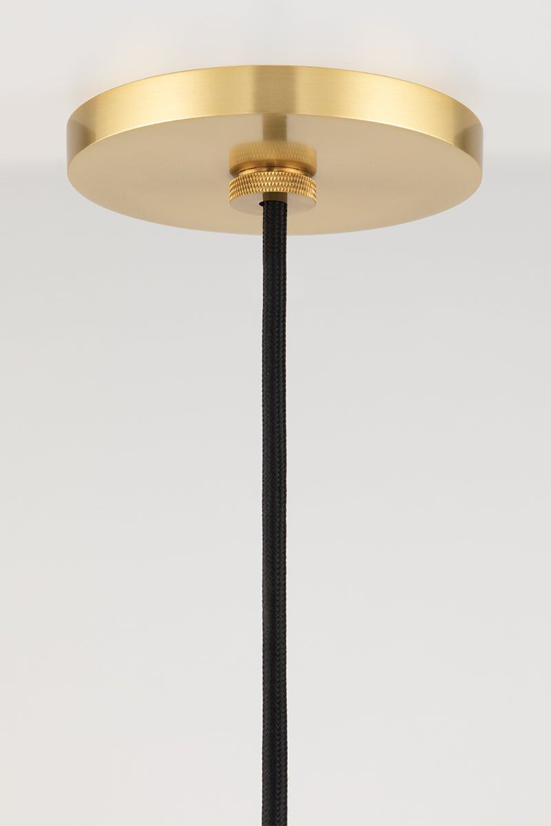 Elanor Pendant image number 3