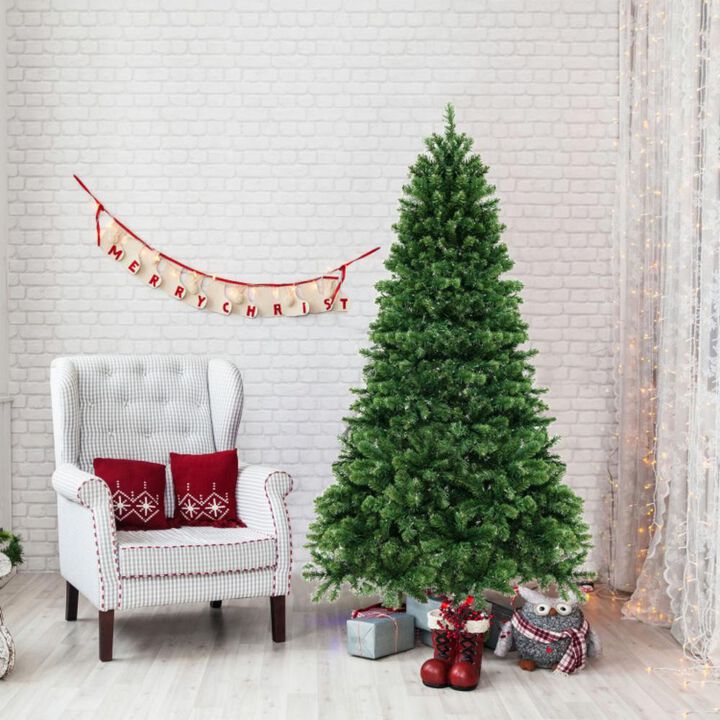 Hinged Christmas Tree with PVC Branches for Easy Setup and Lush Holiday Décor