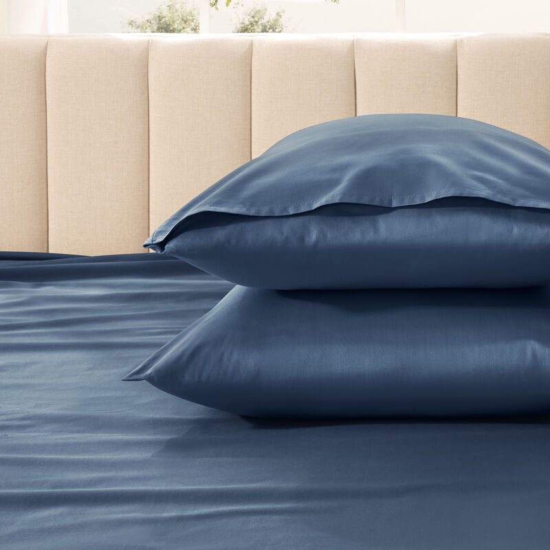 400 Thread Count Organic Cotton Sateen Pillowcase Set image number 3