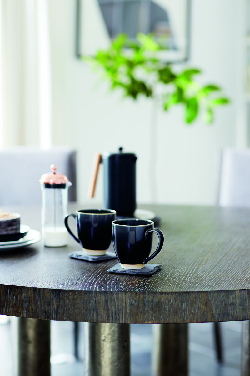 Linea Round Dining Table