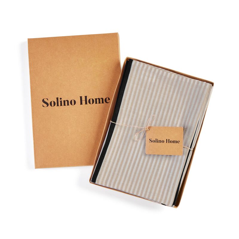 Solino Home Carmine 100% Linen Dinner Napkins &ndash; Set of 4, 20 x 20 in, Machine Washable, Holiday and Everyday Dining