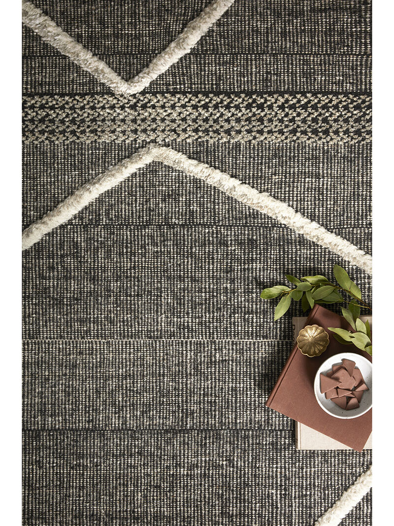 Iman IMA02 Beige/Charcoal 4' x 6' Rug