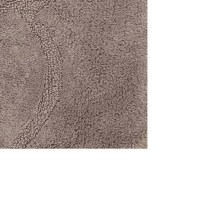 Beautiful Sculptured Chain Design Bath Rug With Anti Skid Latex Back Is Made Cotton Super Soft 17" X 24" Stone