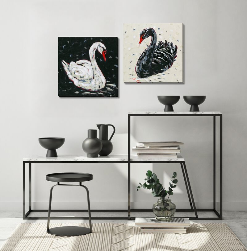 White and Black Swan (Set of 2)