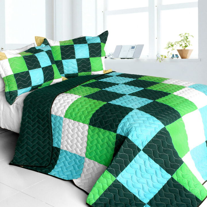 Geometric Patchwork Quilt 3 piece Set with Vermicelli Quilting for All-Season Comfort